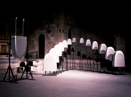 Exposición y concierto. <br>Sta. María del Mar, Barcelona, 1990 (Foto: Toni Vidal)<br>© Kan Masuda